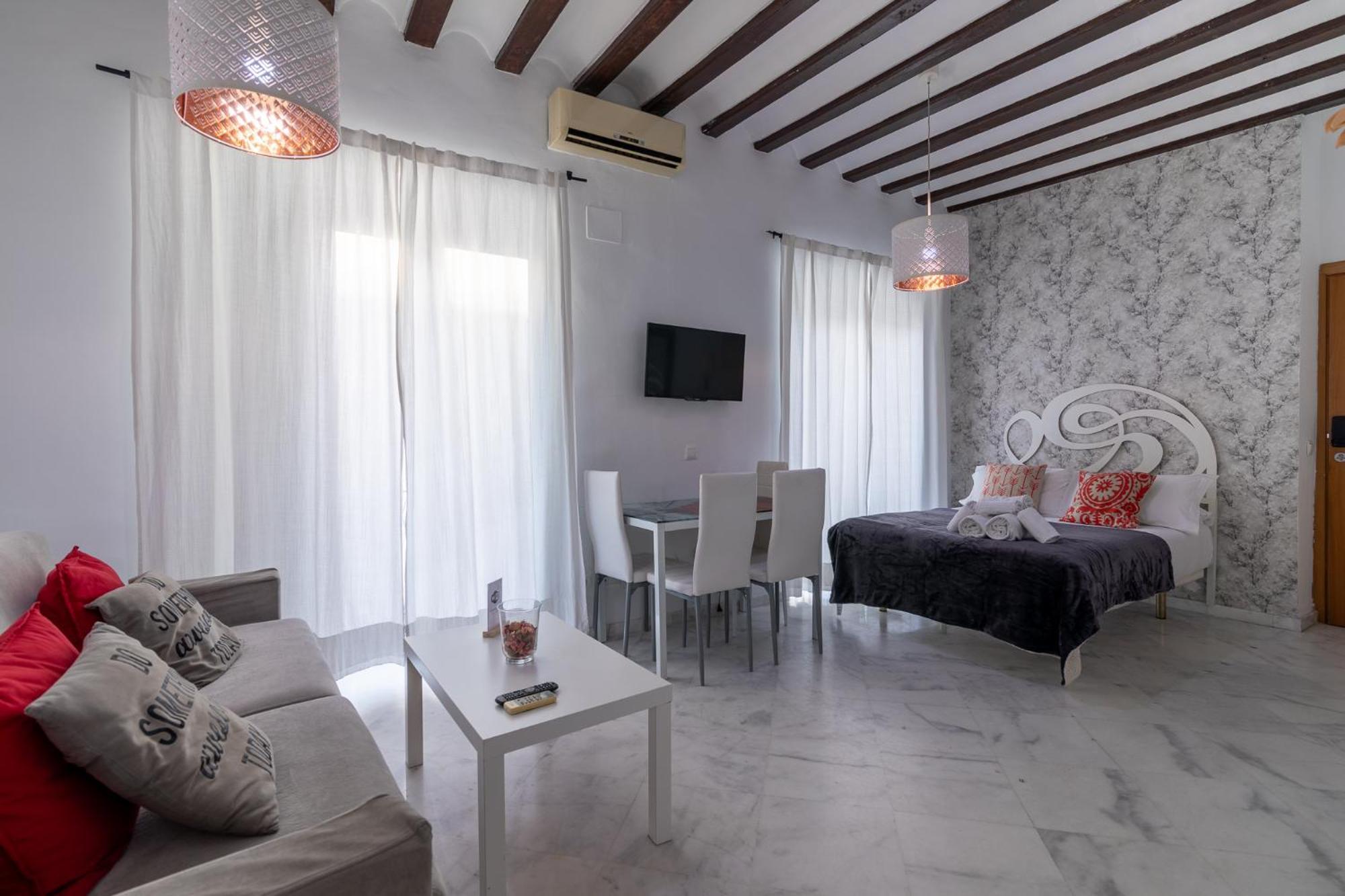 Reservaloen Casa Del Museo Apartment Sevilla